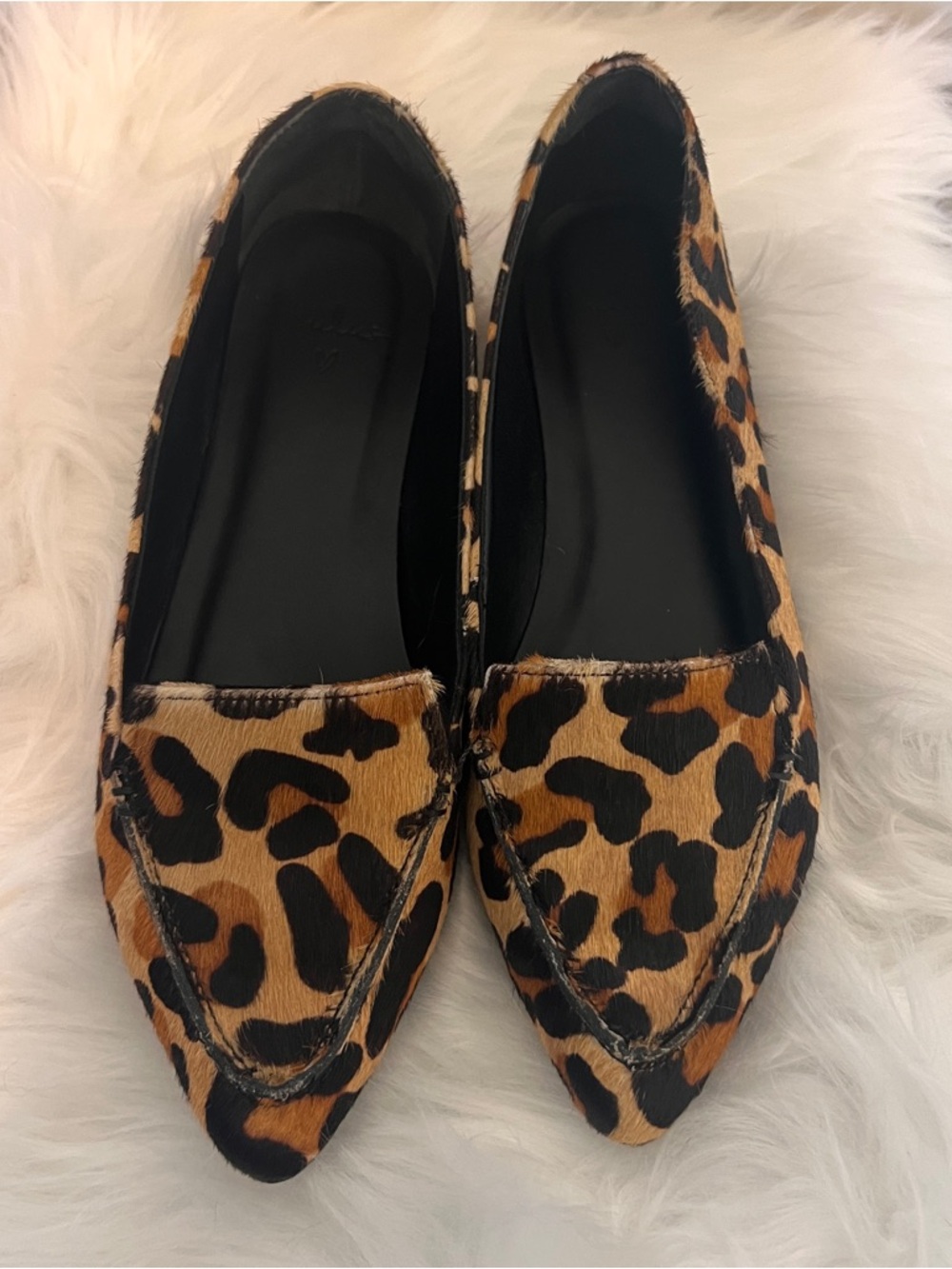 LULUS Leopard Print Calf Hair Pointy Toe Loafer 7.5 Flaw